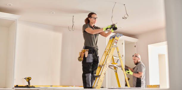Best Electrical Contractors for Businesses  in Maplewood, MO
