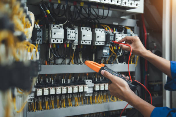 Best 24-Hour Electrician  in Maplewood, MO